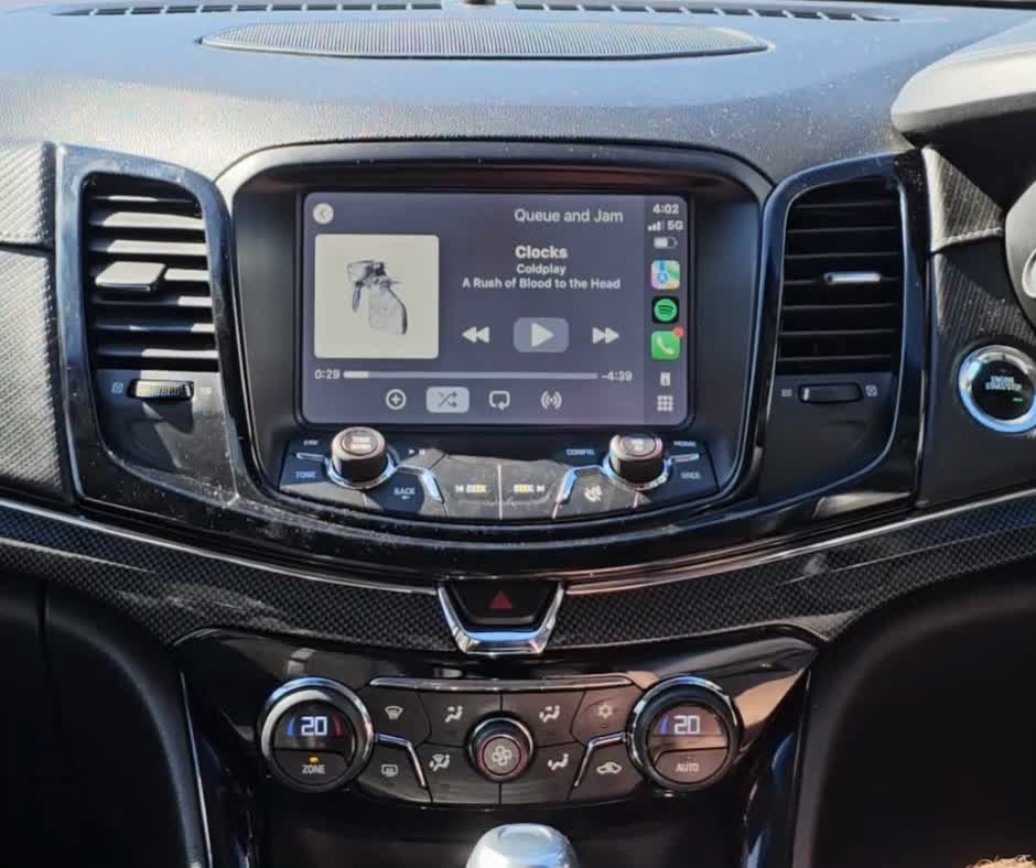 holden commodore vf lumina connect stills (3)