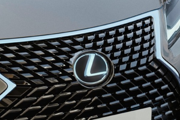 Lexus (Touchpad) Wireless Lumina Connect Apple CarPlay/Android Auto Integration