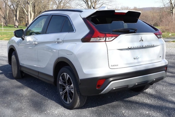 mitsubishi eclipse cross 600x400 (2)